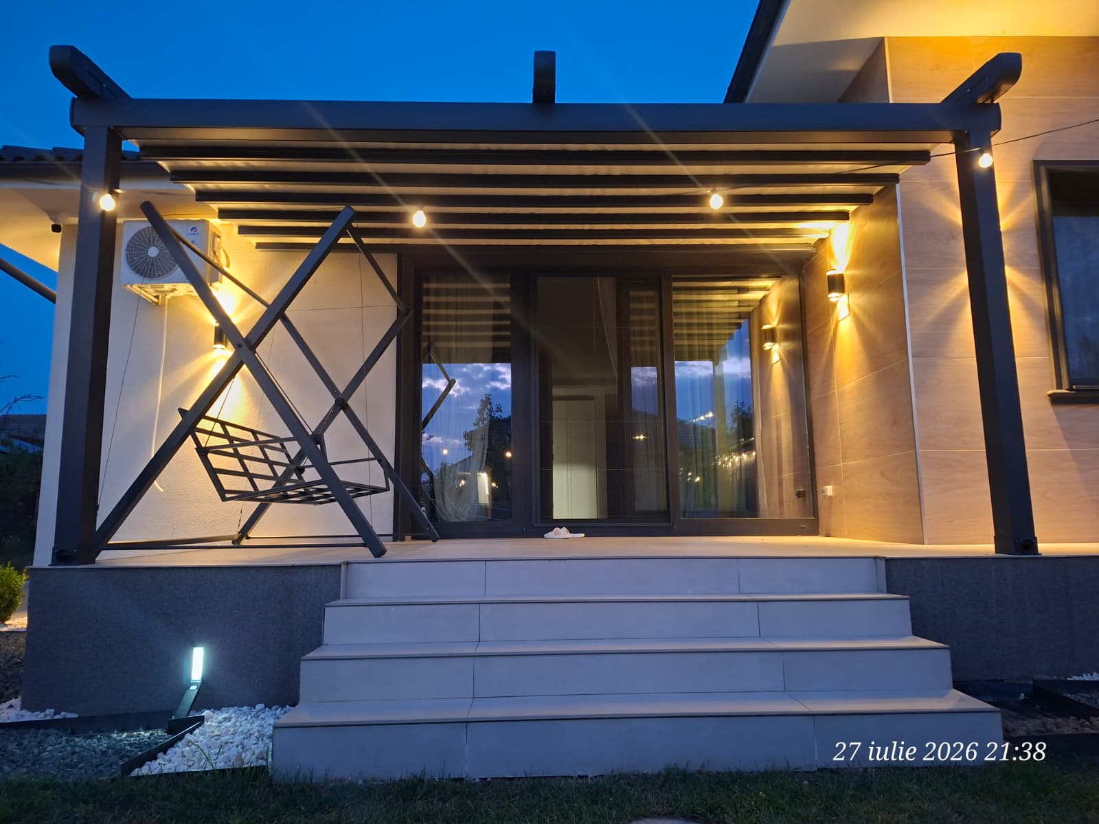 Pergolă retractabilă — configurația 3 — proiect original Velora Shades